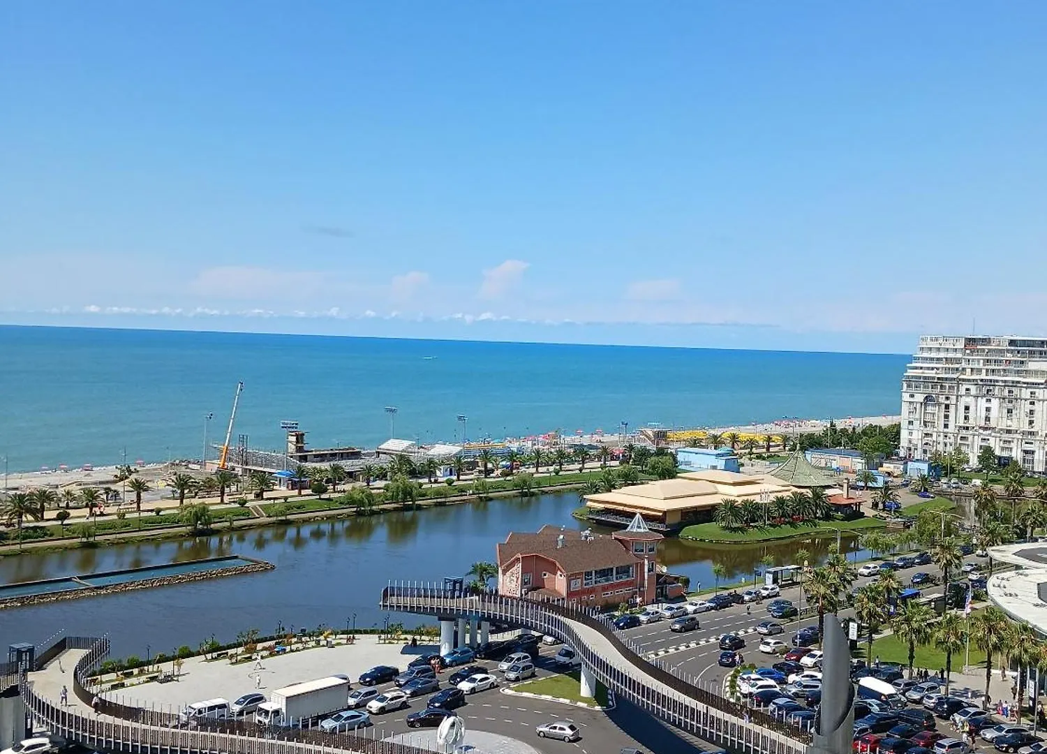 White Pearl - Orbi City Batumi Gruzie